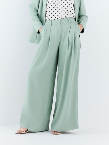Next Wide Leg Hose in Grün: Vorderseite