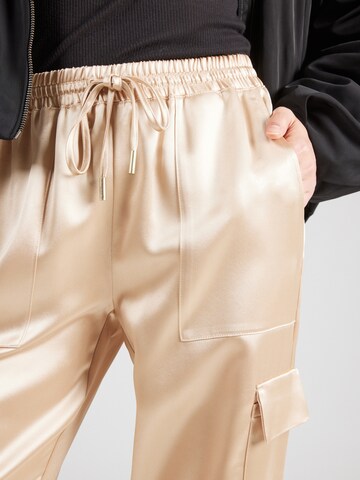 GUESS - Tapered Pantalón 'NEW MARZIA' en gris