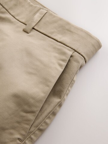 Next Slimfit Shorts in Grau