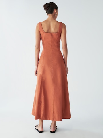 St MRLO Evening dress 'Maizy' in Orange: back