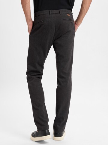 bugatti Slimfit Broek in Zwart
