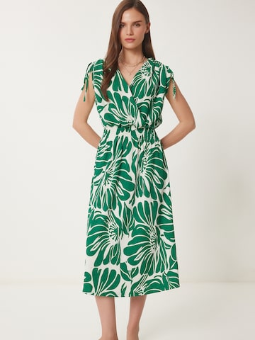 Happiness İstanbul Klänning i grön: framsida