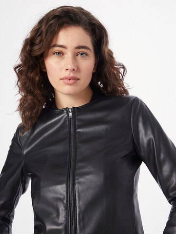 Veste mi-saison Sisley en noir