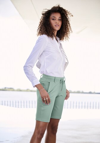 LASCANA Regular Pants in Green