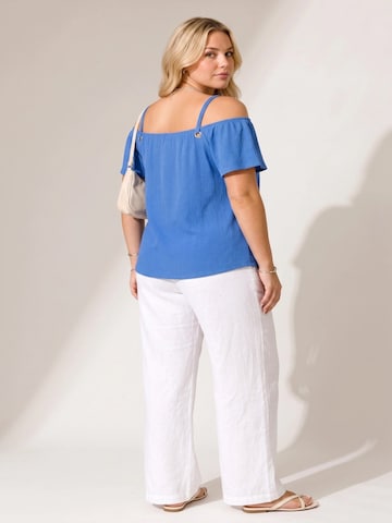 Shape Of You Blouse in Blauw