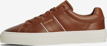TOMMY HILFIGER Platform trainers 'New York' in Brown: front