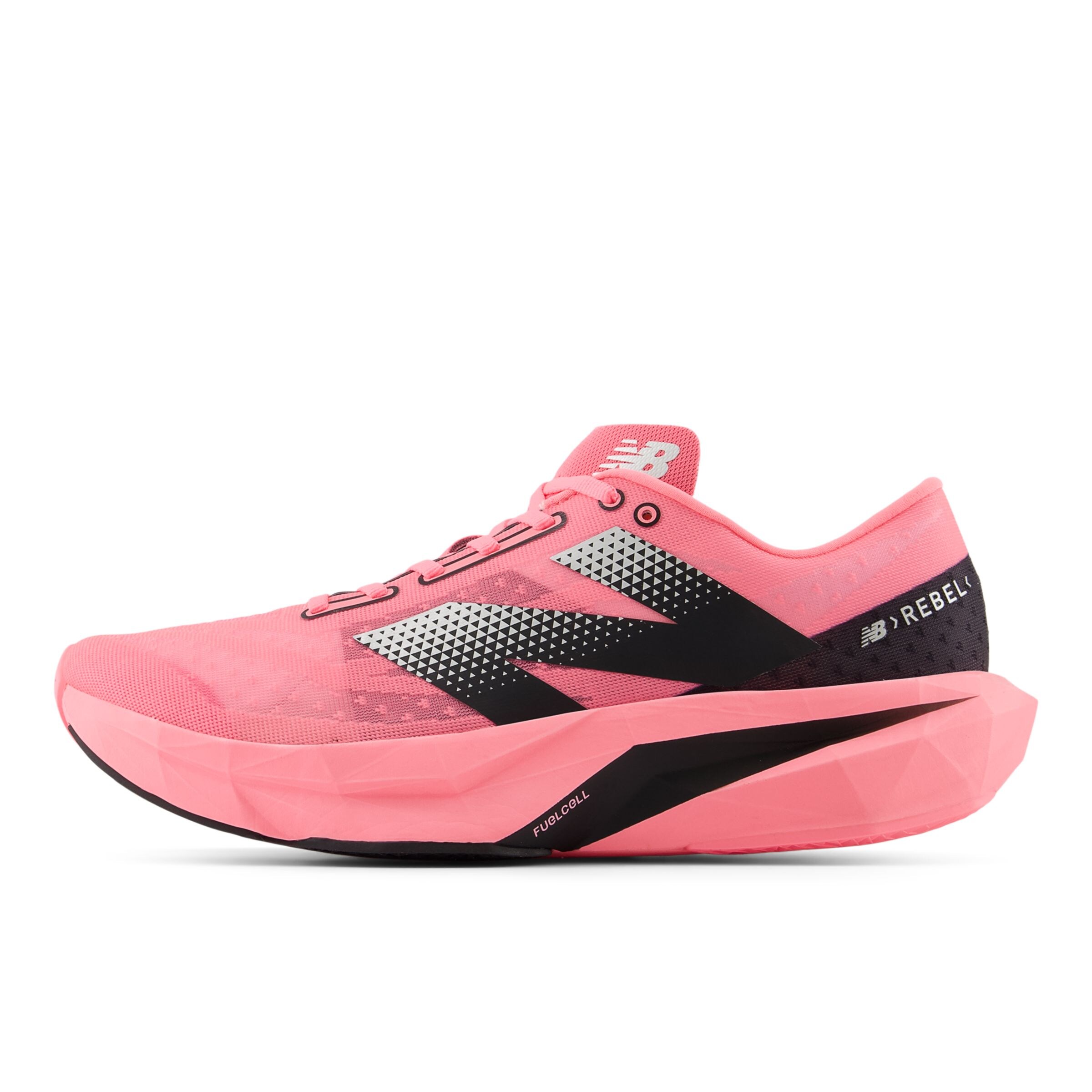 new balance Sneaker 'FuelCell Rebel v4'. in Pink: Vorderseite