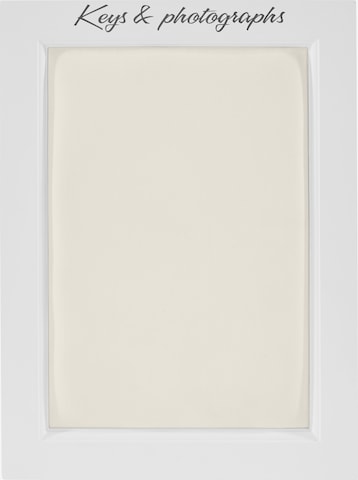 HOME AFFAIRE Key Cabinet in White: front