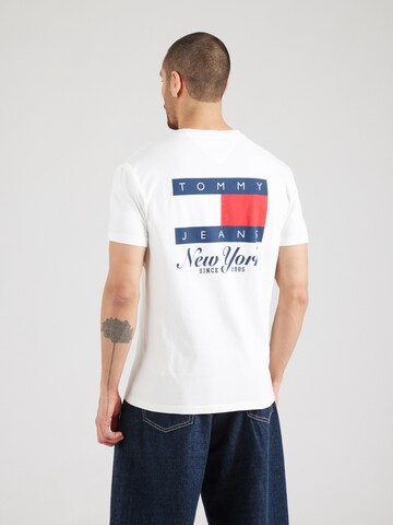 Tommy Jeans Tričko 'HERITAGE' - Biela: predná strana