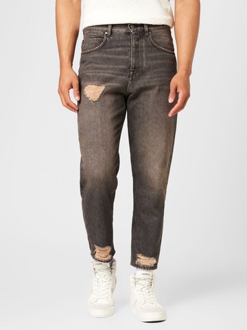 Young Poets Loosefit Jeans 'TONI' in Grijs: voorkant