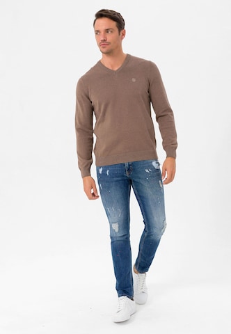 Jimmy Sanders Sweater in Brown