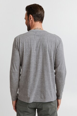 T-Shirt 'Noxan' FQ1924 en gris