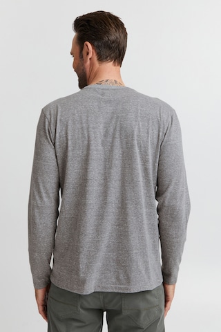 FQ1924 Shirt 'Noxan' in Grau