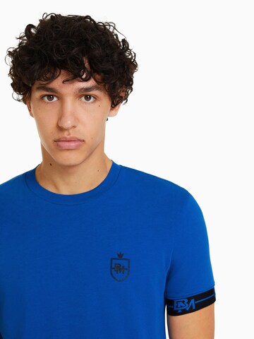 Bershka T-Shirt in Blau