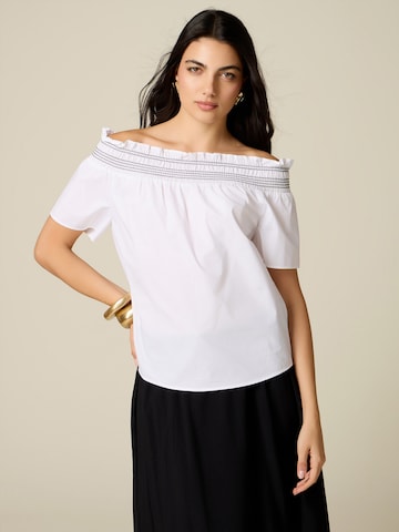 Haut oltre en blanc