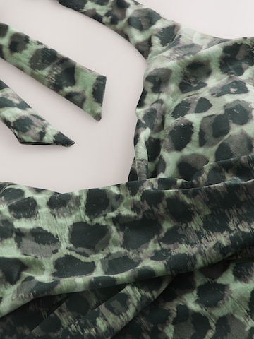 Triangle Maillot de bain modelant Next en vert