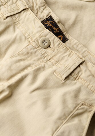 Loosefit Pantalon cargo 'Core' Superdry en beige