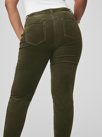 Next Skinny Hose in Grün