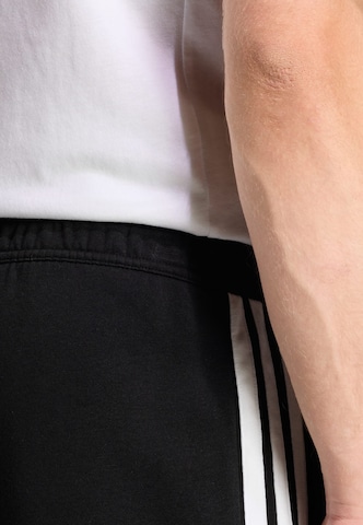 ADIDAS PERFORMANCE - regular Pantalón deportivo 'Tiro26 League' en negro