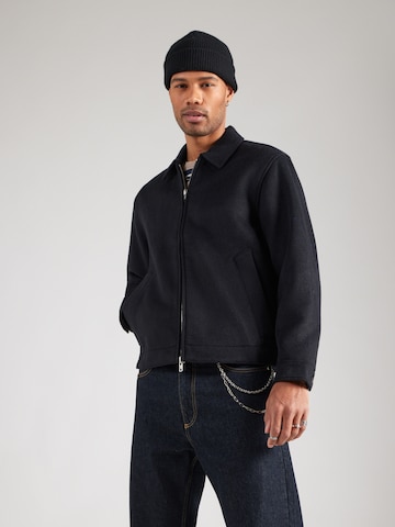 Abercrombie & Fitch Between-Season Jacket in Black: front