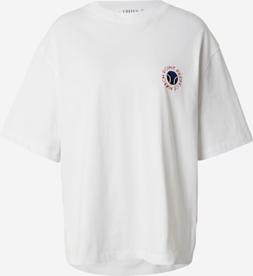 balta EDITED Marškinėliai 'Xia': priekis