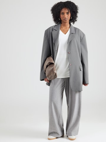 ONLY Carmakoma Tričko 'CARFREE' – bílá