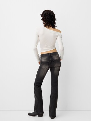 Bershka Bootcut Jeansy w kolorze czarny