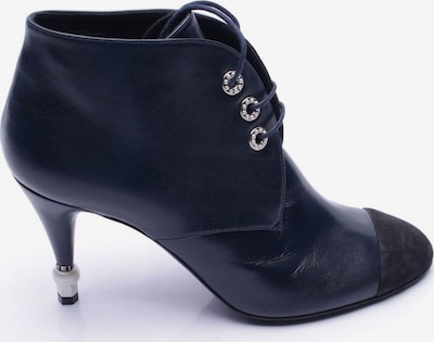 CHANEL Dress Boots in 39 in Navy, Item view