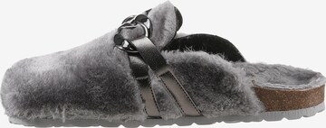 CITY WALK Slippers in Grey: front