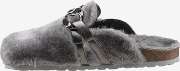 CITY WALK Slippers in Grey: front