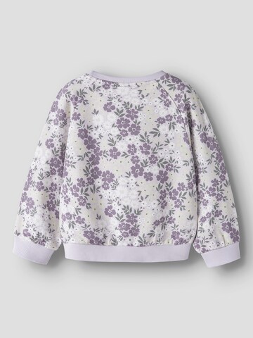 NAME IT Sweatshirt 'NMFDartia' i lila