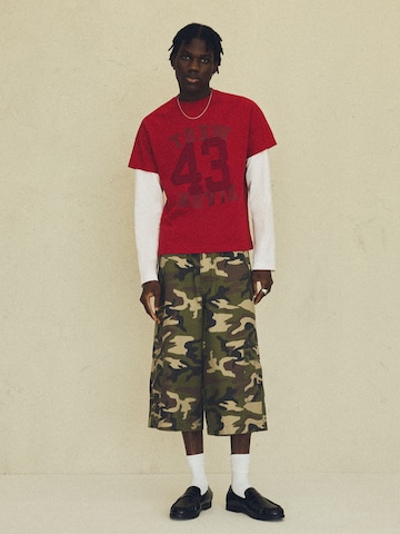 T-Shirt Bershka en rouge