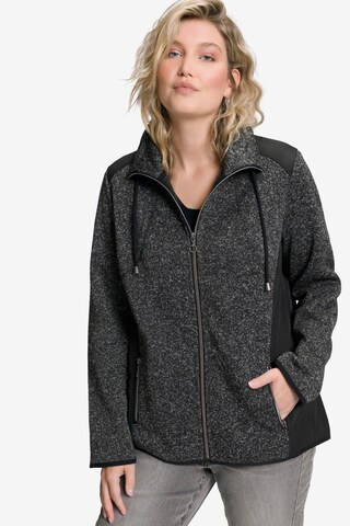 Ulla Popken Fleece jas in Grijs: voorkant