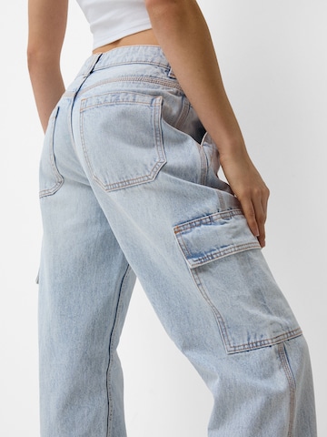 BershkaLoosefit Cargo traperice - plava boja