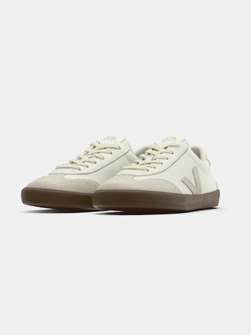 Baskets basses 'Volley' Veja en blanc