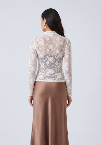 faina Blouse in White