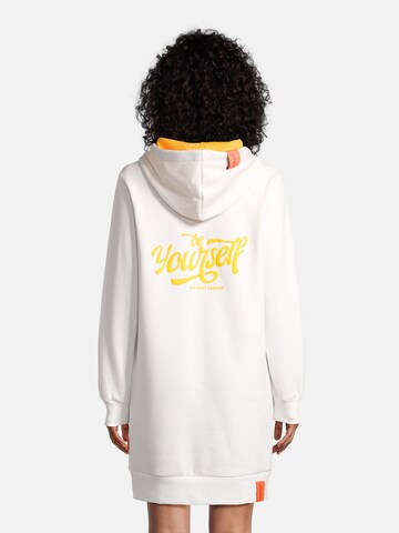 Robe 'Oolwarder' salzhaut en blanc