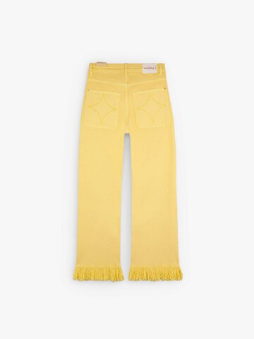 Scalpers Regular Rivet Color Denim Pant ' ' in Gelb