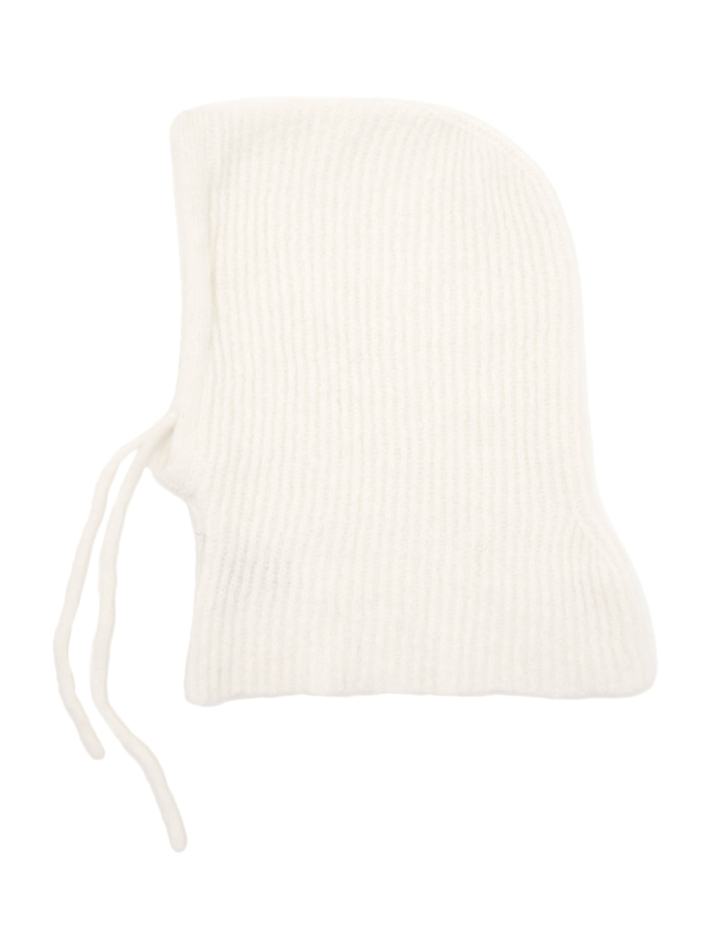Pull&Bear Beanie in Beige: front