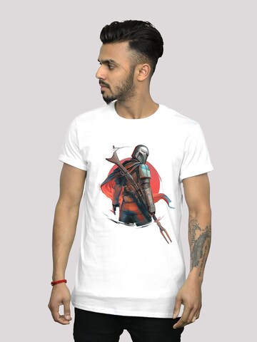 Maglietta 'Star Wars The Mandalorian Blaster Rifles' di F4NT4STIC in bianco: frontale