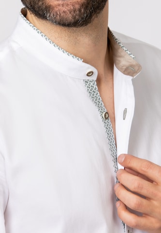 STOCKERPOINT Comfort fit Traditional Button Up Shirt 'Raffa' in White