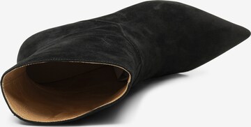 Shoe The Bear Booties in Black