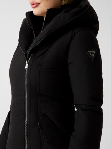 GUESS Jacke in Schwarz