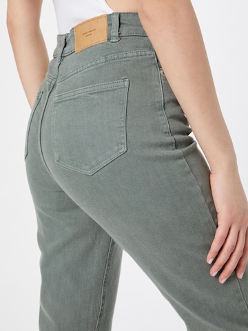 Regular Jeans 'Brenda' de la VERO MODA pe verde