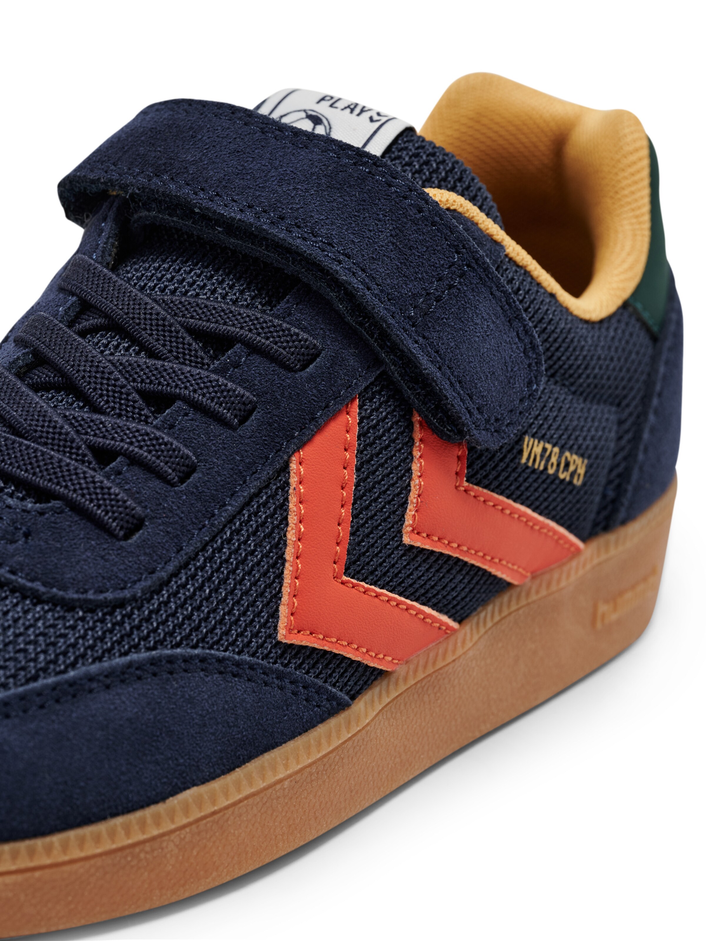 Hummel Sneakers in Blue