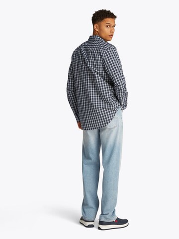 Tommy Jeans Regular fit Button Up Shirt in Blue