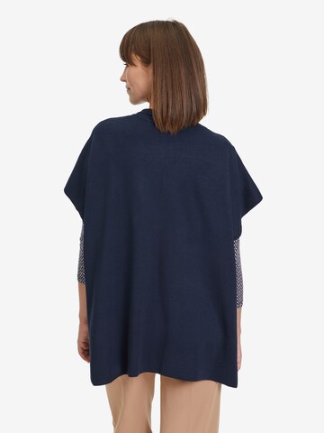 Betty Barclay Cape in Blue