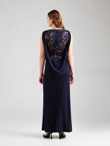 Rochie de seară de la Vera Mont pe albastru