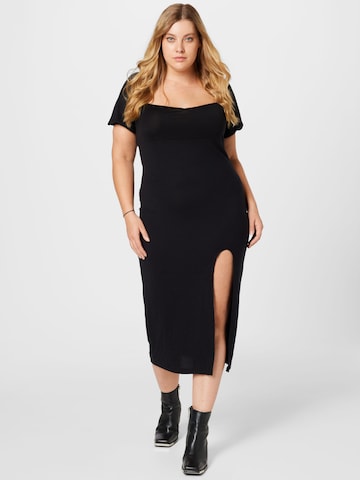 Missguided Plus Dress in Black: front