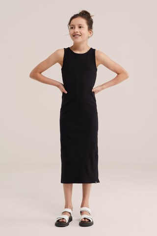 Rochie de la WE Fashion pe negru